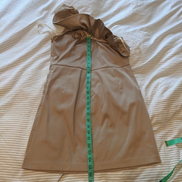 Kopa One-shoulder gold mini dress - Picture 7 of 7